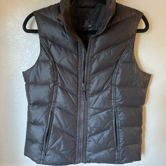 PrAna Dark Gray Puffer Quilted Zip Vest Down‎ Hike Camp Winter Outdoor size S - Picture 1 of 6